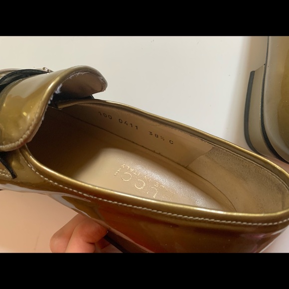 Authentic Vintage Gucci gold patent leather loafers 38.5C - Picture 13 of 16